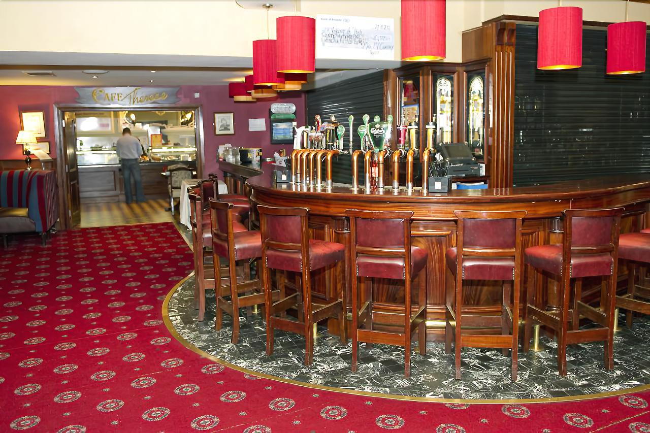 Headfort Arms Hotel Kells  Buitenkant foto